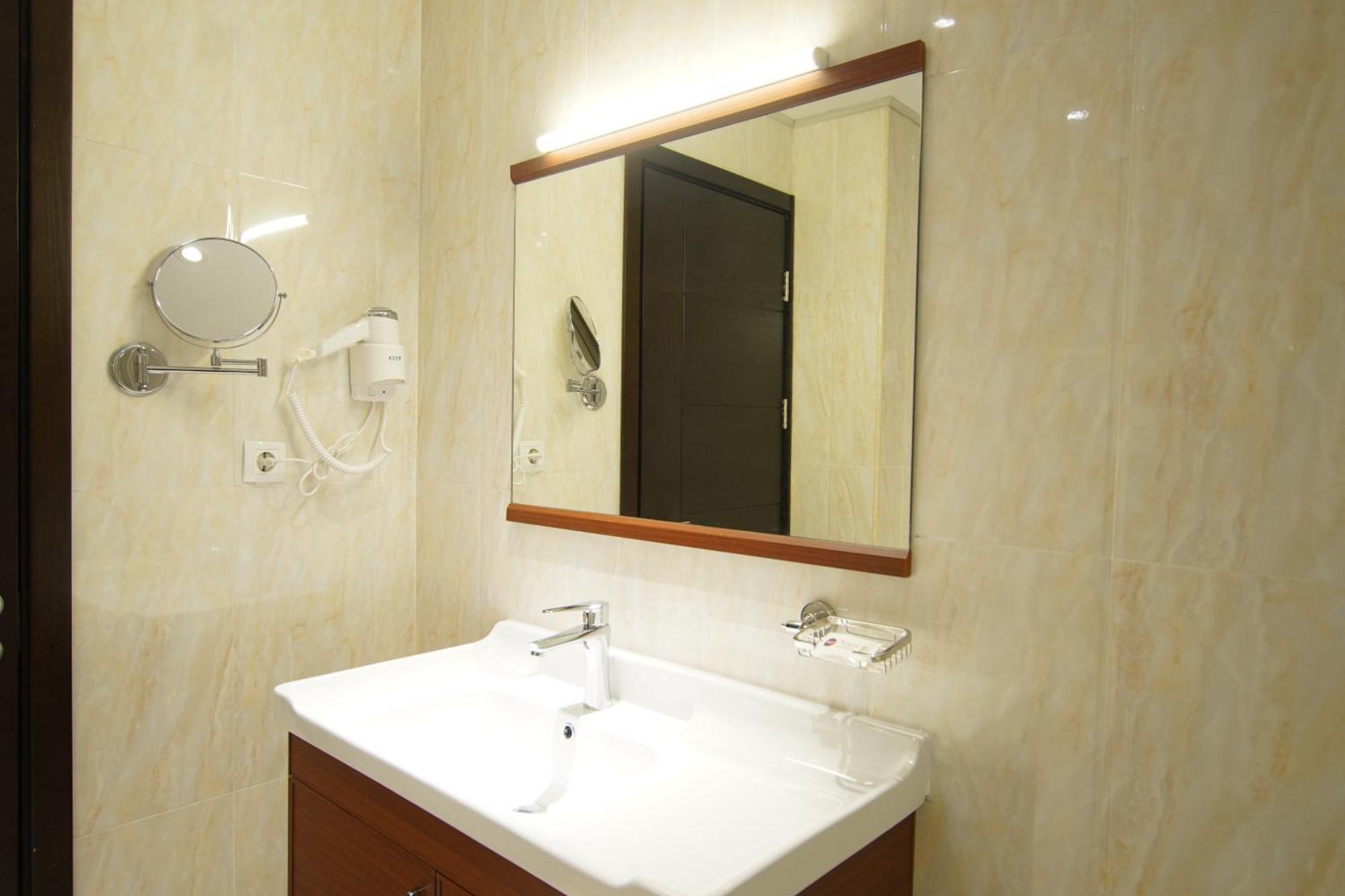 Best Western Premier Dynasty Adís Abeba Exterior foto